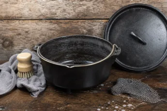 Dutch Oven reinigen: Pflege & Instandhaltung
