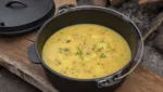 Kartoffelsuppe im Dutch Oven – cremiges Rezept